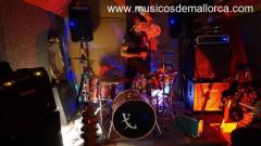 Se comparte local de ensayo - estudio