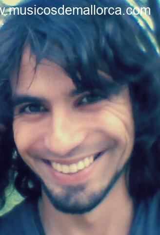 Cantante de ROCK busca banda o músicos para creación y diversión