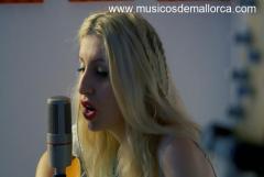 CANTANTE BUSCA INTEGRARSE EN GRUPO