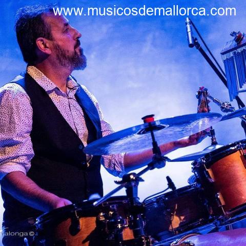 Se ofrece bateria para temporada 2023