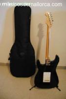 Guitarra electrica squier de la marca fender