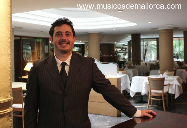 pianista busca voz femenina