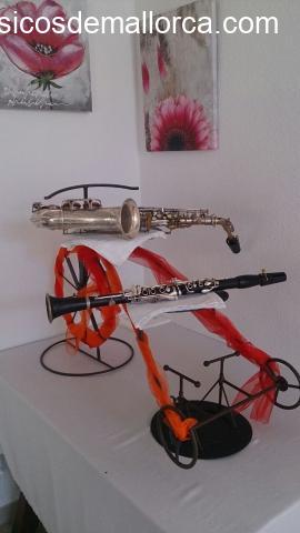 Se ofrecen músicos CLARINETE/SAXO