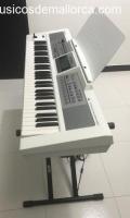 Se vende piano electrónico creativo Roland E-09W
