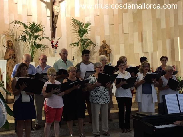 Se busca profesor de canto para coro