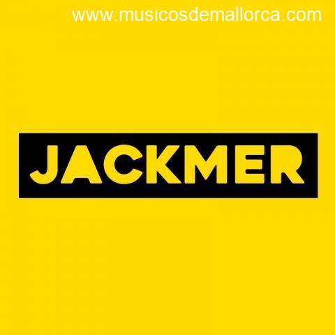 SE BUSCA BAJISTA PARA BANDA POWER POP FORMADA