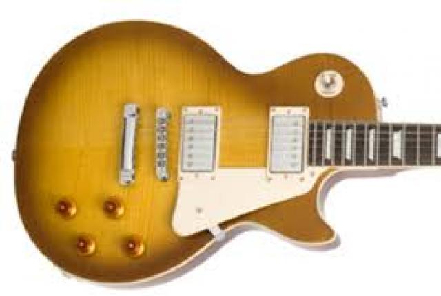 Busco un grupo , toco la guitarra electrica!!